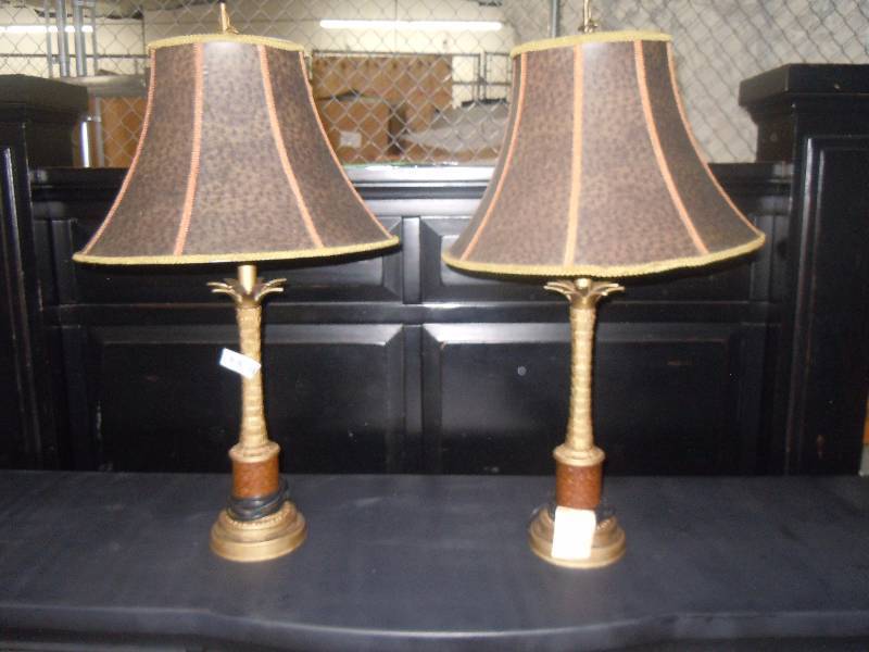 lot 432 image: Pair of Lamps