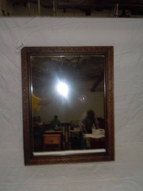 lot 413 image: Mirror