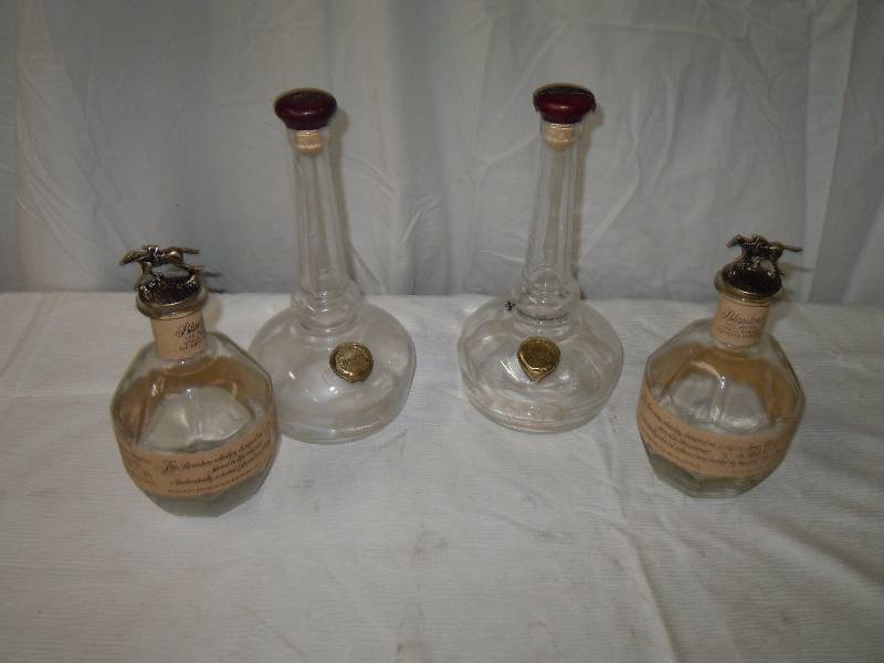 lot 442 image: Lot of Random Items