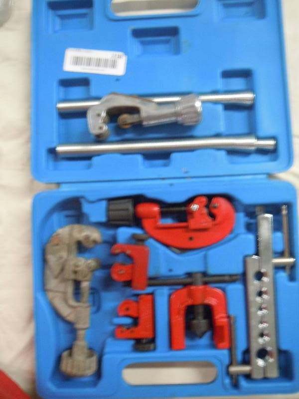 lot 2180 image: Tube Flaring Kit
