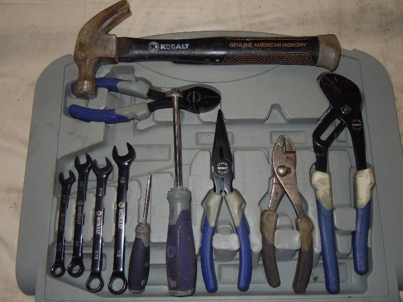 lot 234 image: Lot of Tools