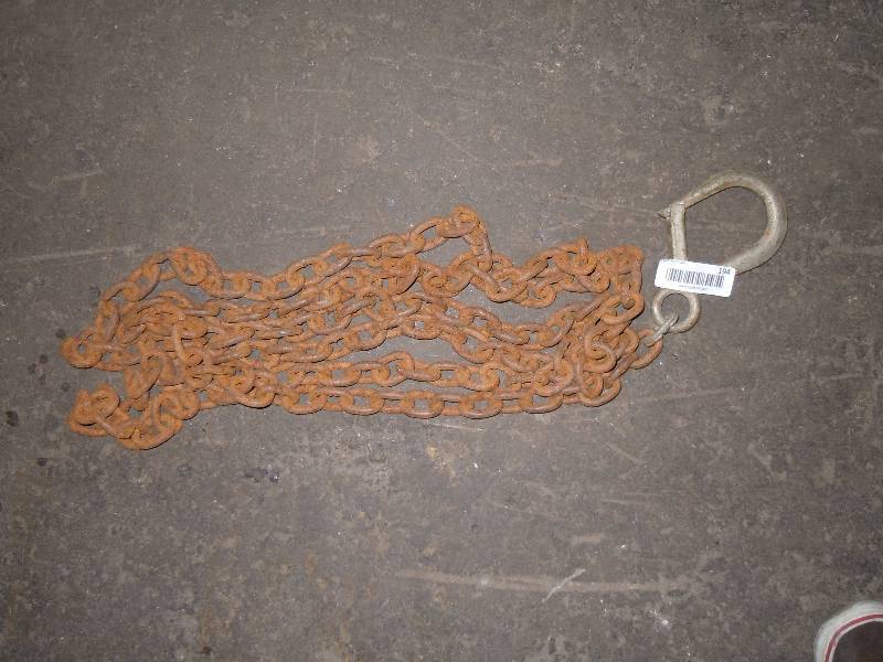 lot 194 image: Tow Chain