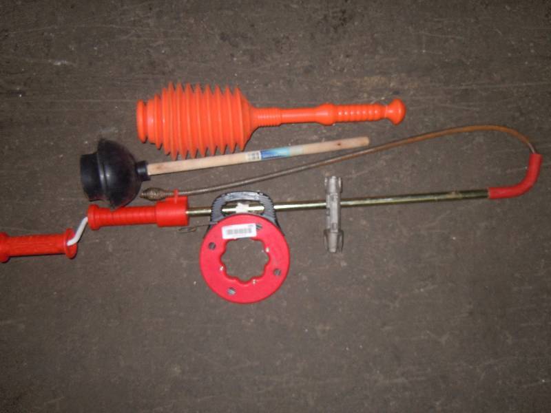 lot 195 image: Lot of Tools