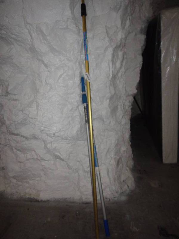 lot 2130 image: Extension Poles
