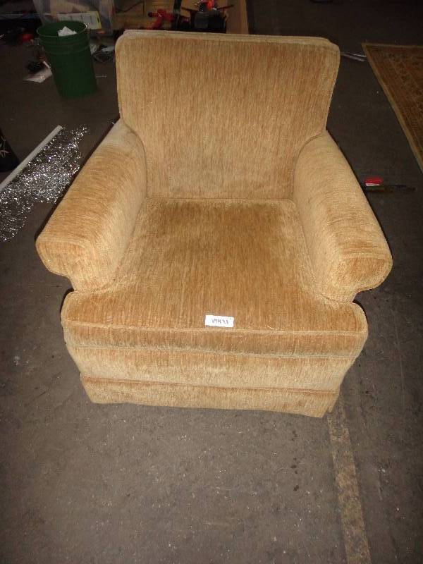lot 61 image: Plush Arm Chair