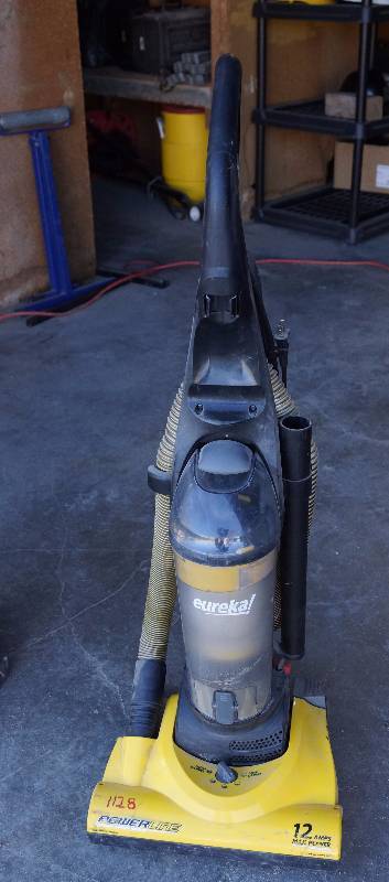 lot 9136 image: Eureka Vacuum - Powerline - M#4773 - works