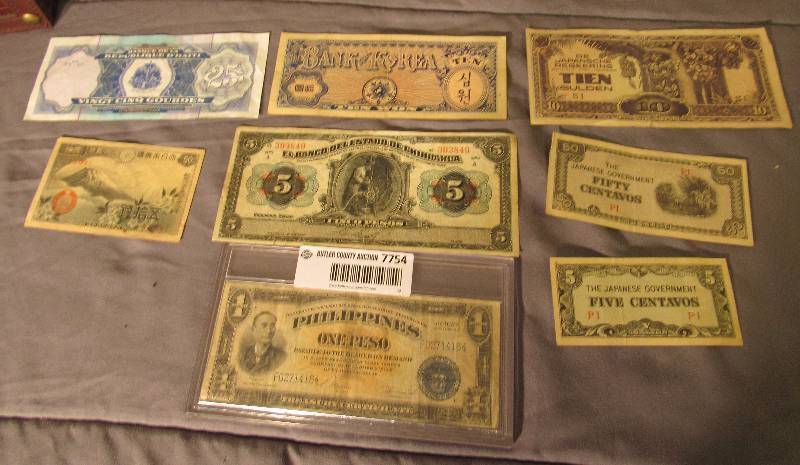 lot 7754 image: Lot of 8 pieces of Foreign Paper Currency - Cool See photos for details -