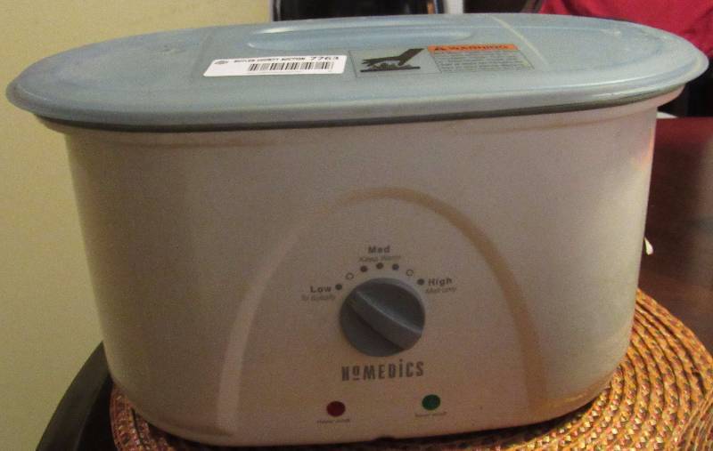 lot 7763 image: Homedics - Wax Warmer for hands and feet