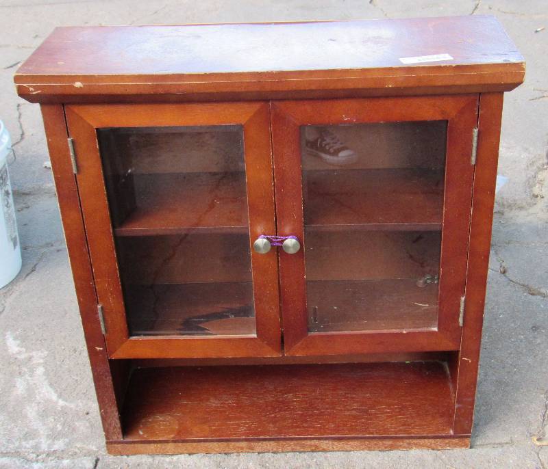 lot 7808 image: Small Cabinet with glass doors