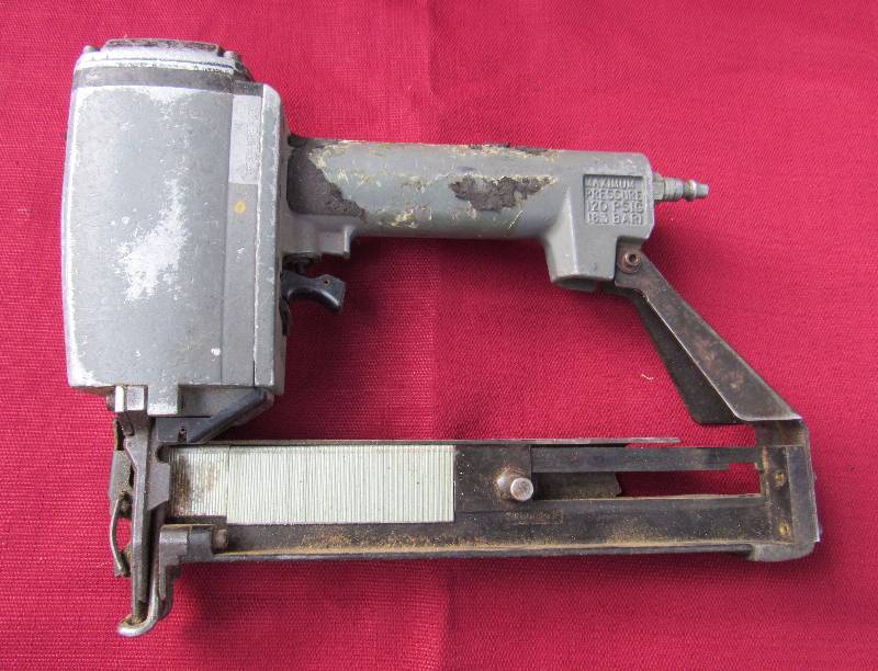lot 7854 image: SKS Air Nailer
