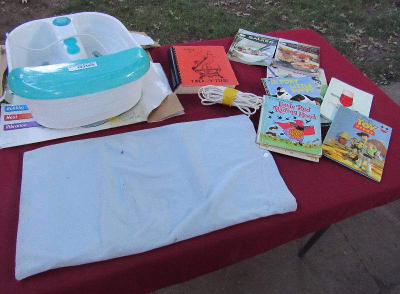 lot 7900 image: Foot Care Tub, Heating Pad and Assorted Books