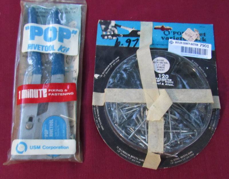 lot 7901 image: POP RIVETOOL Kit and Rivets (in packages)