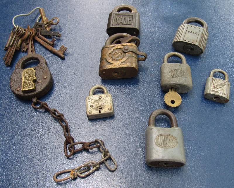 lot 7906 image: Lot of Vintage Pad Locks - brand name Master, Illinois, Corbin, Slaymaker, Yale, General Purpose, etc. And a lot of various Vintage Keys - some skeleton keys WOW