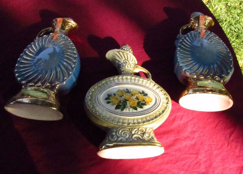 lot 7922 image: Lot of 3 Vintage Liquor Decanters - 2 are Jim Beam - WOW