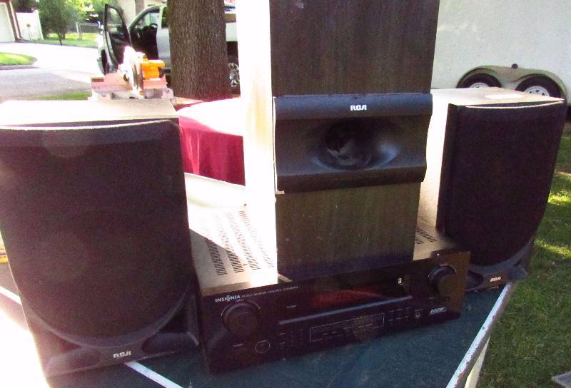 lot 7929 image: Insignia Stereo 200W Receiver w 2 RCS Speakers and 1 RCA Subwoofer