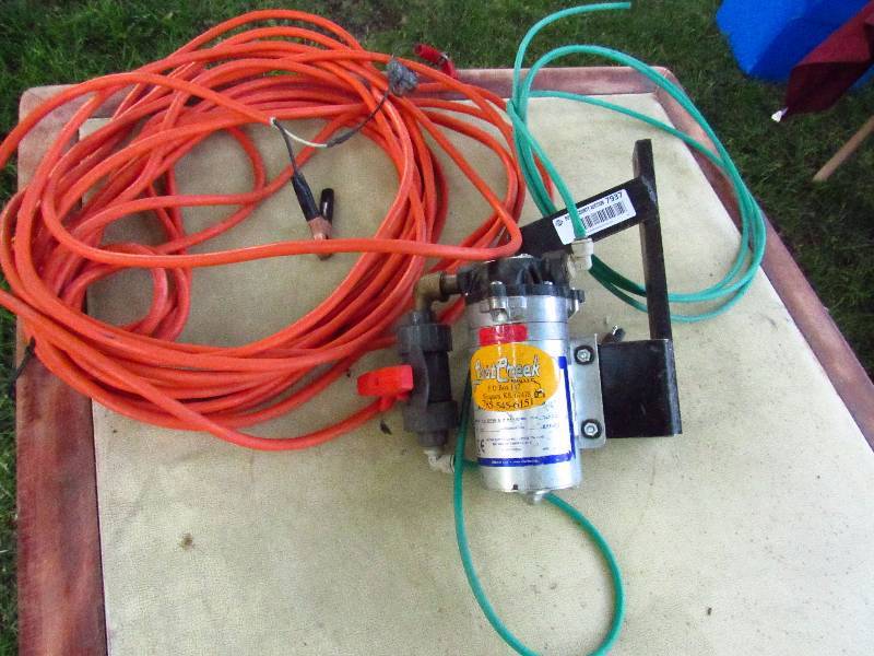 lot 7937 image: Food Grade Beverage Pump w extra cord