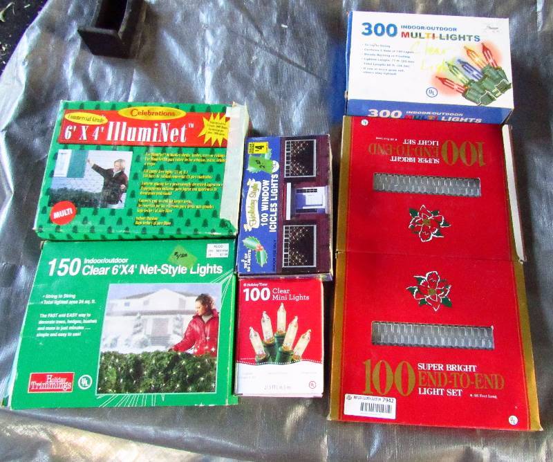 lot 7942 image: Christmas Lights Different Colors & Lengths - In Boxes