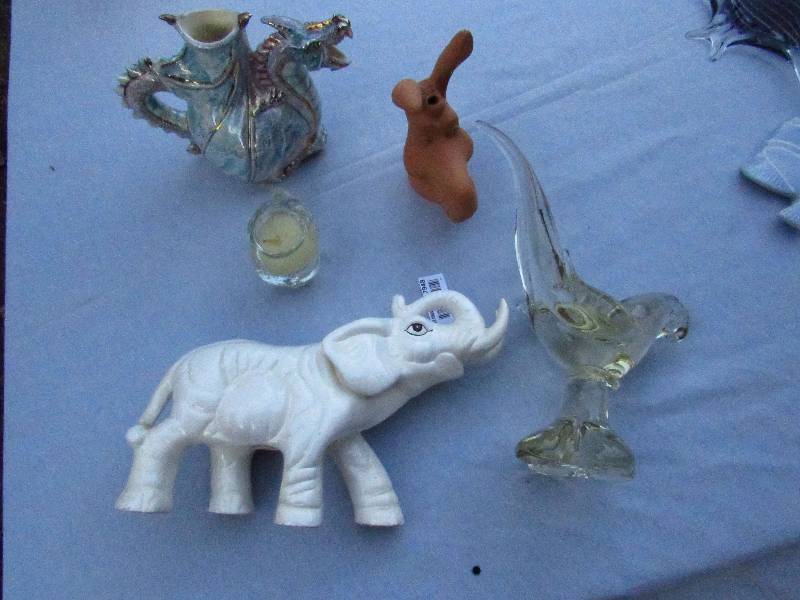 lot 7948 image: Lot of Glass and porcelain figurines - Elephant, Bird, Dragon and more