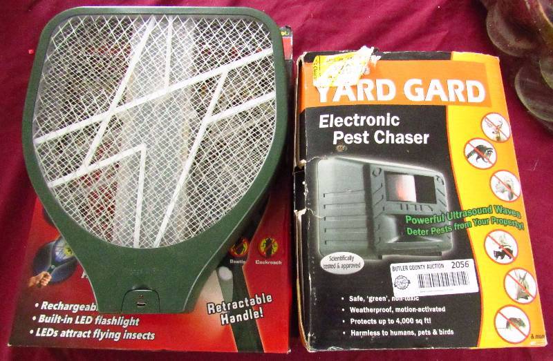 lot 2056 image: Yard Guard - Pest Control  - Electronic Pest Chaser & Rechargeable Electric Bug Swatter - Both work