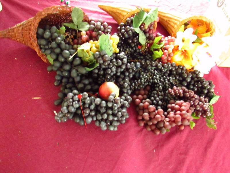 lot 2058 image: Lot of 3 Wicker Cornucopias - Horns of Plenty - Filled with decorative grapes - Awesome for Fall Home Decorations