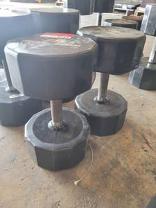 lot 9184 image: Pair of Iron Grip Rubber Coated 75lb Dumbbells