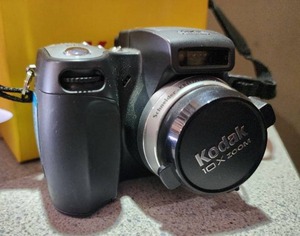lot 22591 image: Kodiak Easy Share System W Camera and Dock