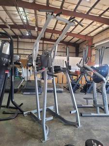lot 9245 image: Hammer Strength A01 BWCDL Chin  Dip  Leg Raise Exercise Machine