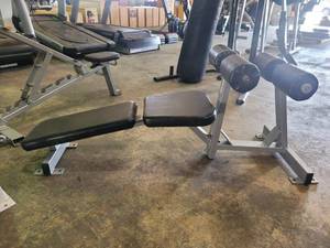 lot 9247 image: Hammer Stength FWDB A02 Decline Bench