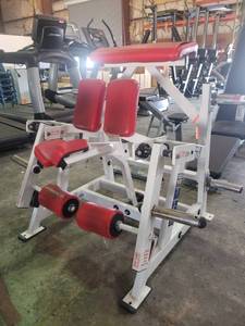 lot 9249 image: Hammer Strength ISO-Lateral Kneeling Leg Curl