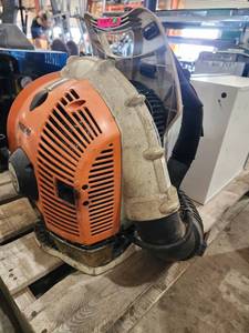 lot 22607 image: STIHL Magnum BR600 Backpack Blower