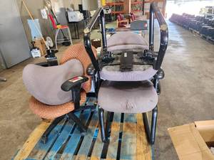 lot 22615 image: Lot of 3 Office Chairs