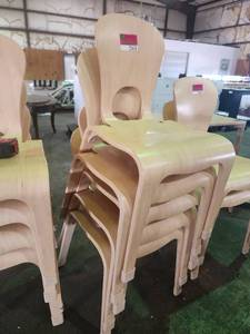 lot 22658 image: Lot of 5 Community Adolescent Chairs