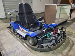 lot 9297 image: 2010 JJ Amusements Double Eagle KSCR-90-17-01 Go-Kart