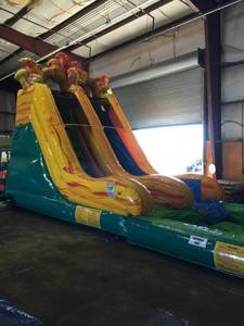 lot 9280 image: Commercial Size Volcano Waterslide