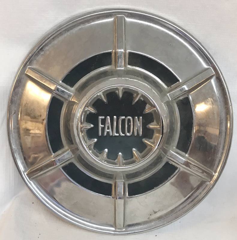 lot 9179 image: Vintage Falcon Quest - 1965 Ford Falcon Hub Cap
