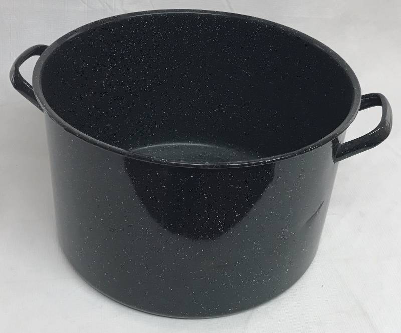 lot 9123 image: Big Black Enamel Cooking Pot