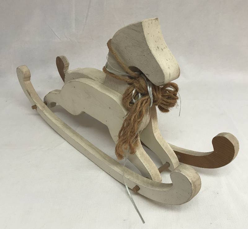 lot 9129 image: Rocking Horse Decoration