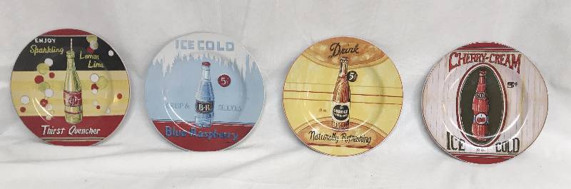 lot 9138 image: SAKURA Set of 4 Soda Fountain 8.25 Plates, Salad, Snack, Decoration