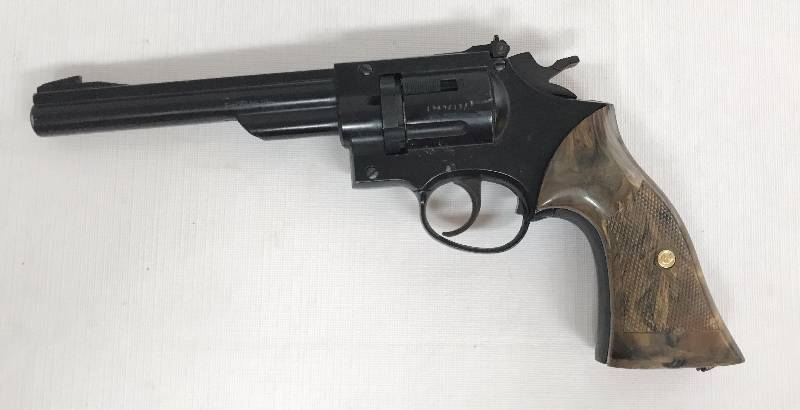 lot 9140 image: Crosman Model 38T .177 Co2 Pellet Gun