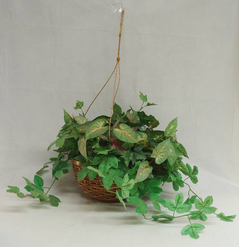 lot 2360 image: Artificial Greenery - Hanging Basket Plant - pretty