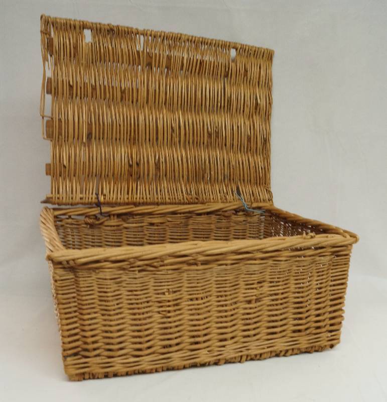lot 2361 image: Vintage Square Wicker Basket w Attached Lid