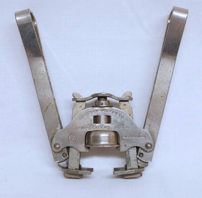 lot 2377 image: VERY NICE  Vintage Antique Comstock Bolton Co. - Bottle Capper - Kansas City, Mo. USA - PAT 12-21-20 - GREAT CONDITION
