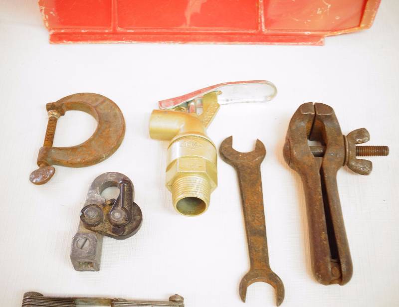 lot 9196 image: Lot of Old Tools with Red Tray