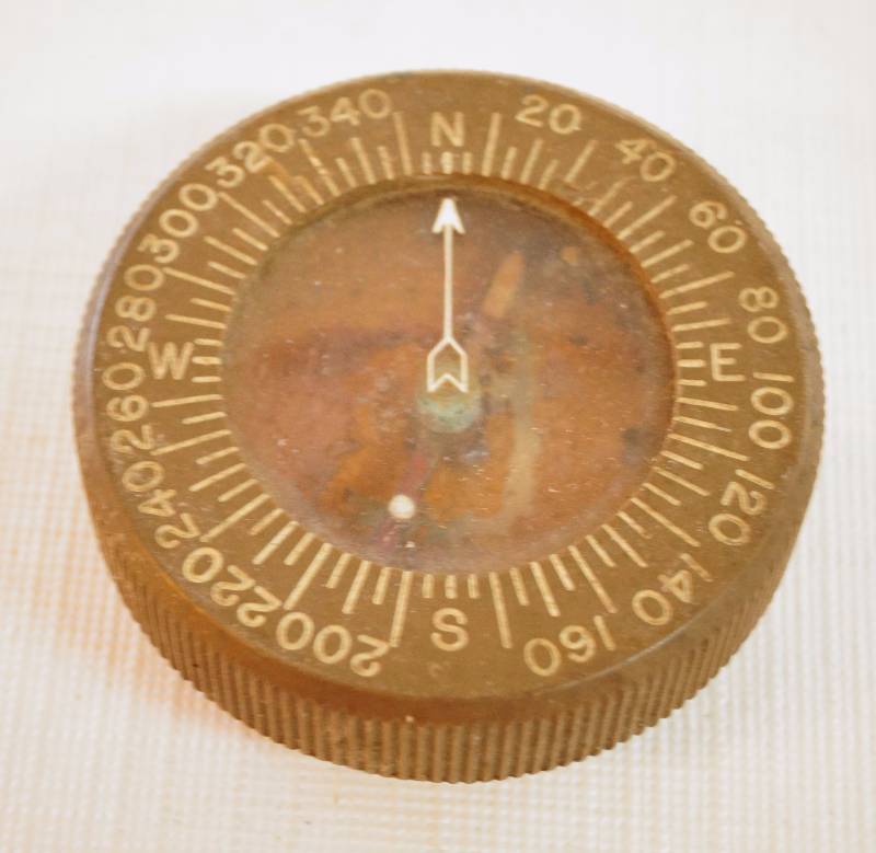 lot 9197 image: US Army Corps of Engineers Airborne Superior Magneto Wrist Style Compass WWII