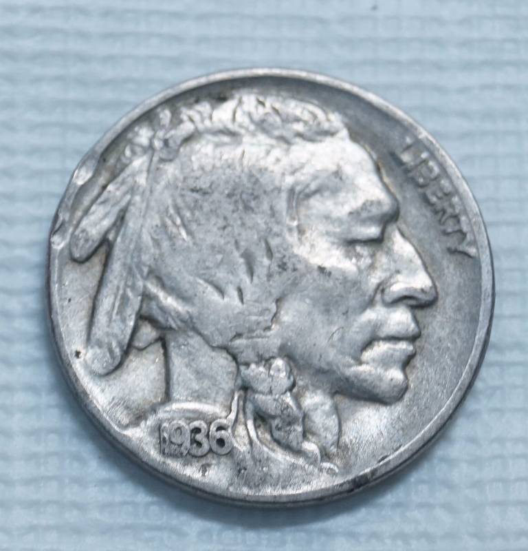 lot 9216 image: 1936 Buffalo Nickel Coin