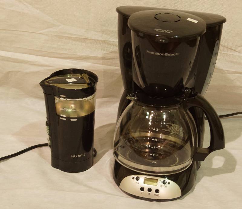 lot 5031 image: Mr Coffee Grinder and Hamilton Beach Automatic Coffee Maker