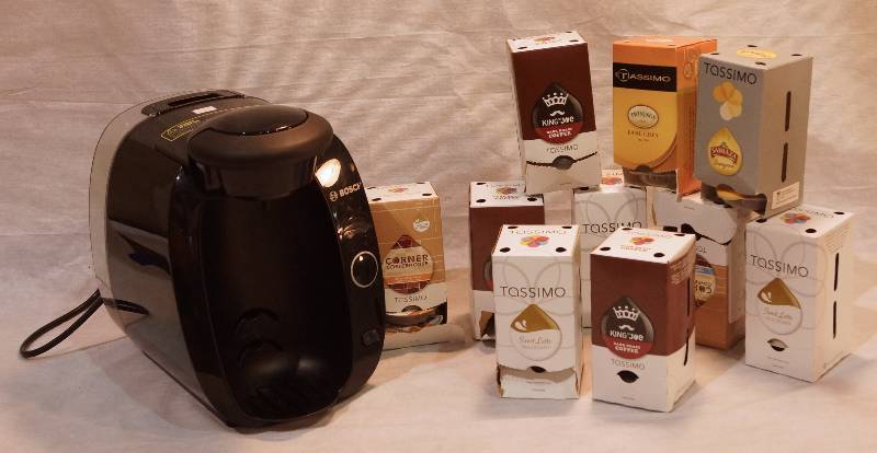 lot 5041 image: BoschTassimo Cup Coffee  Tea Brewer with extras
