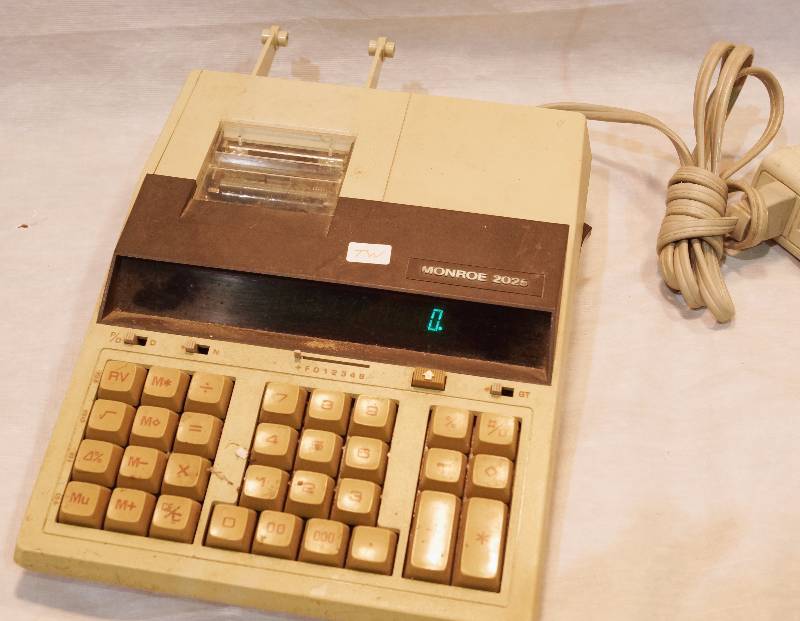 lot 5063 image: Monroe 2025 Electric Calculator Adding Machine