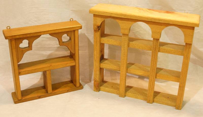 lot 5080 image: Super Nice Pair of Wooden Shelves - Dont Miss These