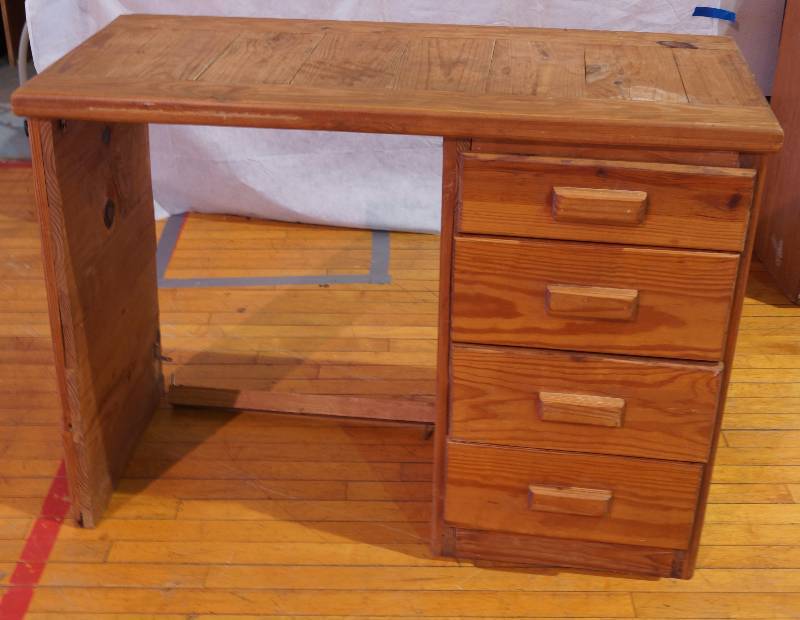 lot 5126 image: Really Slick Looking Wooden Desk Check It Out